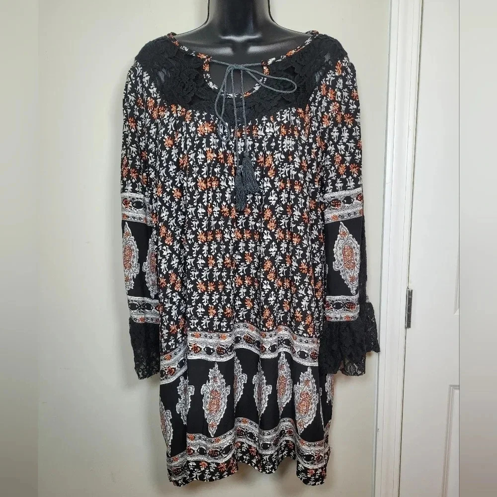 Velzera Lacy Mini Floral Tunic Dress sz M